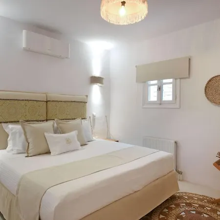 Executive Paros 4 Bedrooms Island Spirit Amazing Sea Views&private Pool Ampelas Villa *