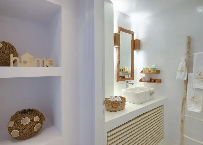 Executive Paros 4 Bedrooms Island Spirit Amazing Sea Views&private Pool Ampelas *